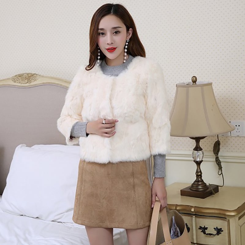 Kažokādas jaka no vilnas auduma, apaļa apkakle, 3/4 garuma piedurknes, īss garums, literāri retro stils