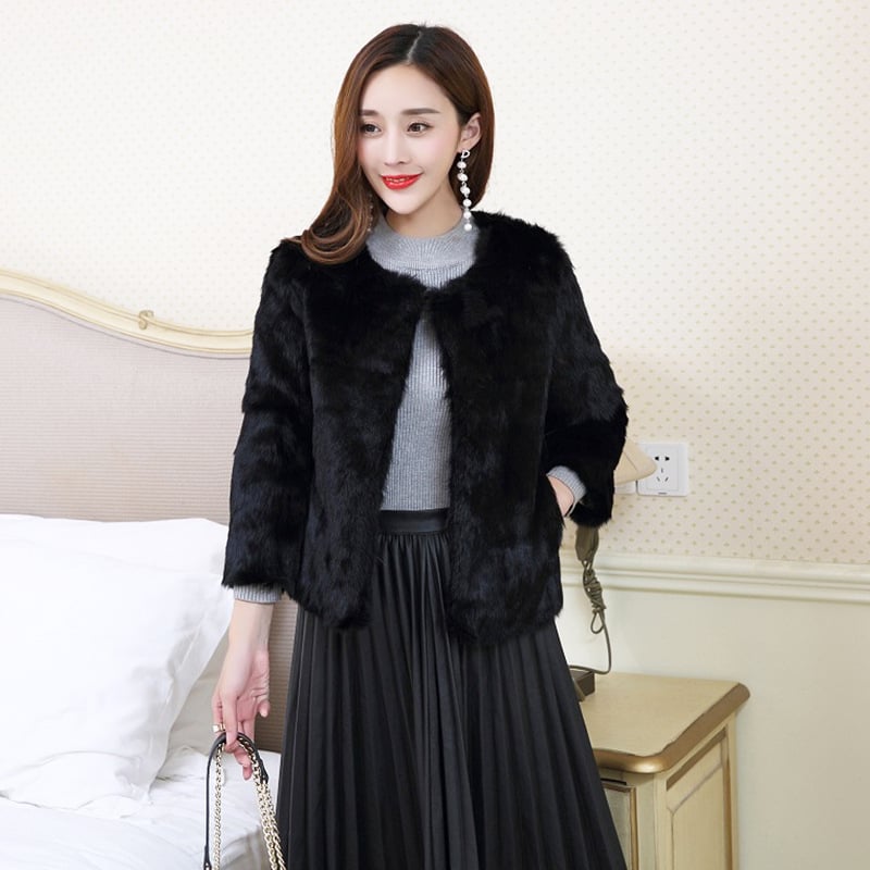 Kažokādas jaka no vilnas auduma, apaļa apkakle, 3/4 garuma piedurknes, īss garums, literāri retro stils