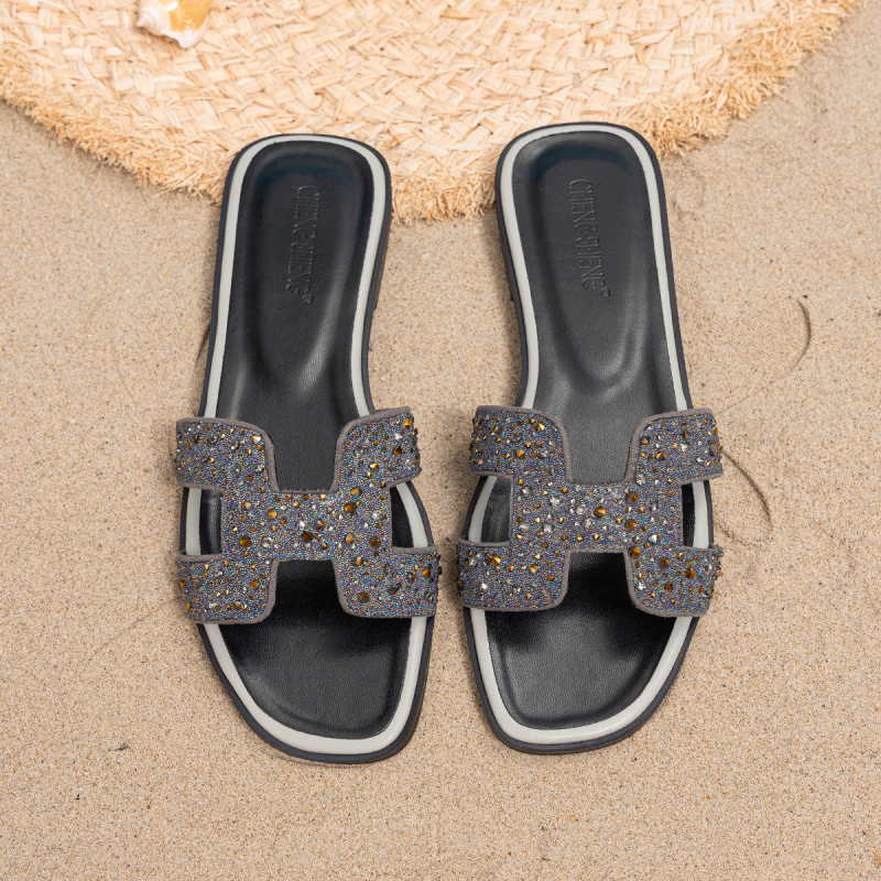 Vieno dirželio sandalai; vakarietiško stiliaus; viršus: Super fiber; padas: guma; vidinis: imitacinė oda