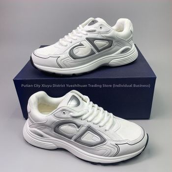 Unisex kedės su stora padu ir žemu viršumi — viršus: sintetinis odos; padas: guma+MD+TPU; kvėpuojanti tinklinė įdėkla; raišteliai