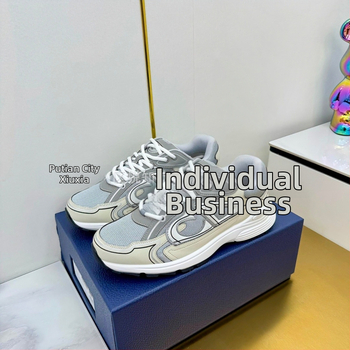 Unisex kedės su stora padu ir žemu viršumi — viršus: sintetinis odos; padas: guma+MD+TPU; kvėpuojanti tinklinė įdėkla; raišteliai