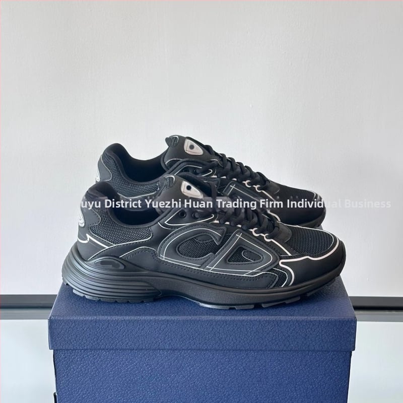 Unisex kedės su stora padu ir žemu viršumi — viršus: sintetinis odos; padas: guma+MD+TPU; kvėpuojanti tinklinė įdėkla; raišteliai