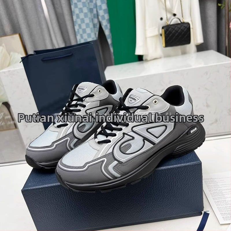 Unisex kedės su stora padu ir žemu viršumi — viršus: sintetinis odos; padas: guma+MD+TPU; kvėpuojanti tinklinė įdėkla; raišteliai