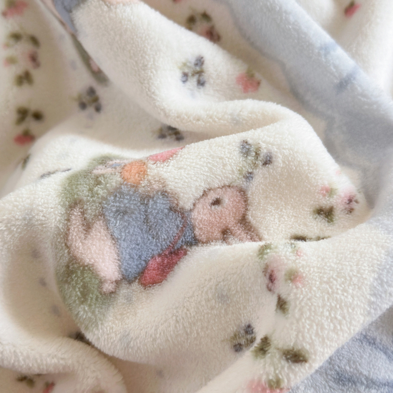 Navlaka za jastuk od velūra – Milk Velvet; Marke: Zhuang jie; Glavni materijal: 99% poliester; Materijal: velur; Proces tkanja: tisak; Reaktivni tisak i bojanje; Privatna marka: Da; Kategorija: Navlaka za jastuk