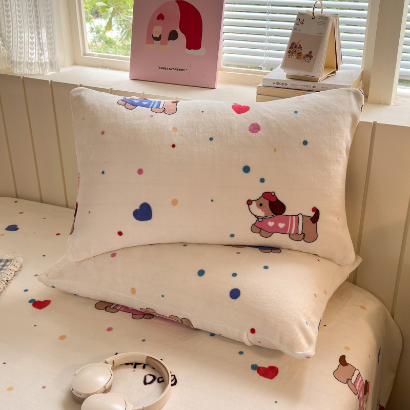 Navlaka za jastuk od velūra – Milk Velvet; Marke: Zhuang jie; Glavni materijal: 99% poliester; Materijal: velur; Proces tkanja: tisak; Reaktivni tisak i bojanje; Privatna marka: Da; Kategorija: Navlaka za jastuk