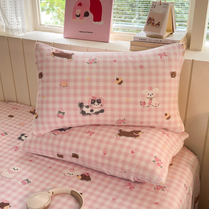 Navlaka za jastuk od velūra – Milk Velvet; Marke: Zhuang jie; Glavni materijal: 99% poliester; Materijal: velur; Proces tkanja: tisak; Reaktivni tisak i bojanje; Privatna marka: Da; Kategorija: Navlaka za jastuk