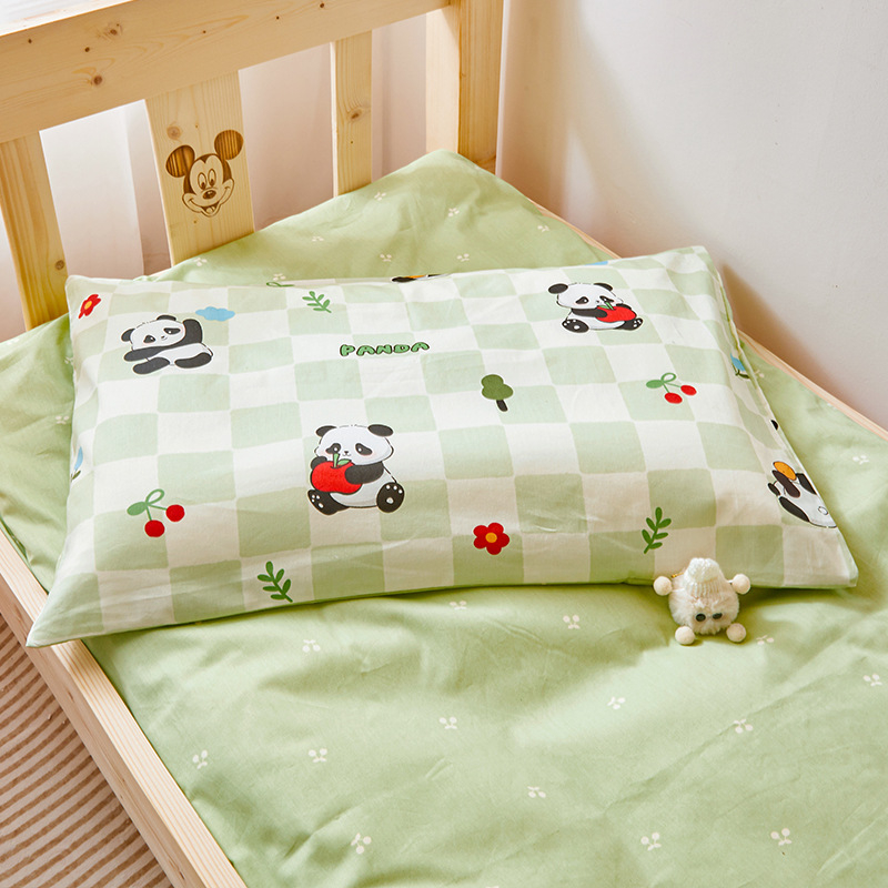 Jastučnica od 100% pamuka, tkanina 60s, reaktivno tiskanje, moderan minimalistički stil, brend Embroidered Boy