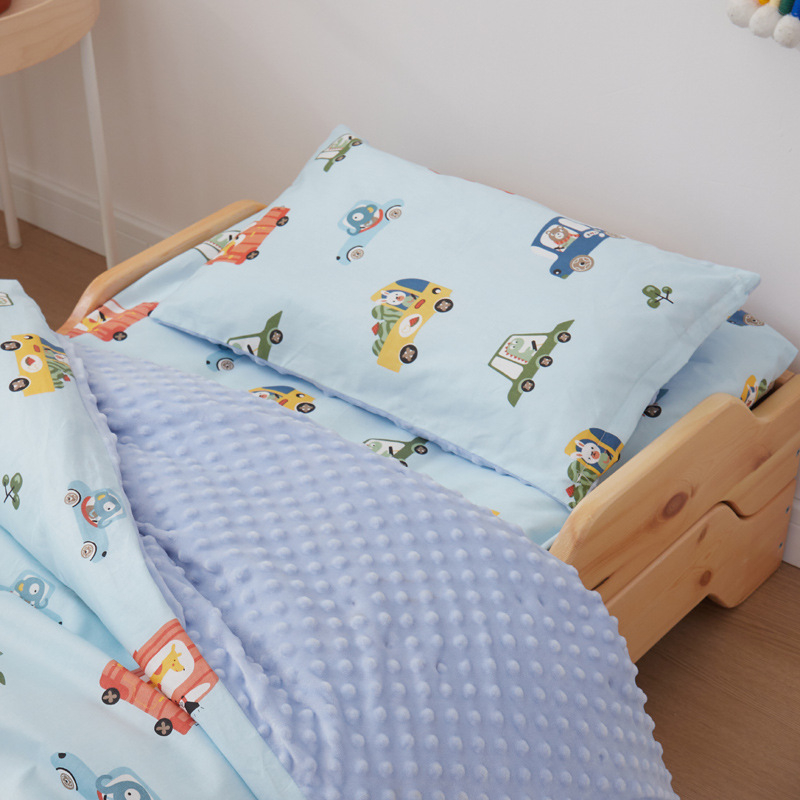 Jastučnica od 100% pamuka, tkanina 60s, reaktivno tiskanje, moderan minimalistički stil, brend Embroidered Boy