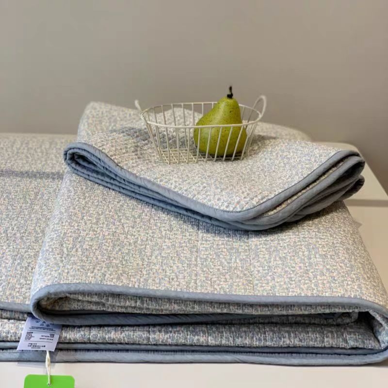Set posteljine od 100% pamuka, crtani uzorak, INS stil, prešiveno