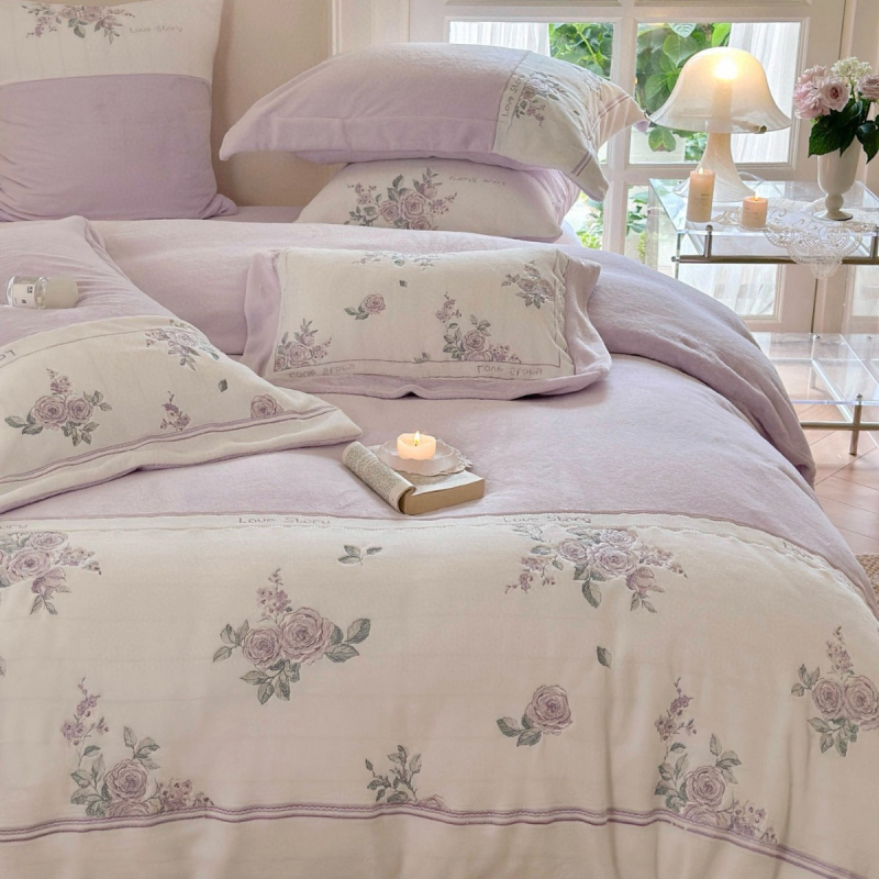 Milk velvet četverodijelni set posteljine s izvezom, dvostrani velur prekrivač za duvets, zimska toplina, uzorak biljaka i cvijeća