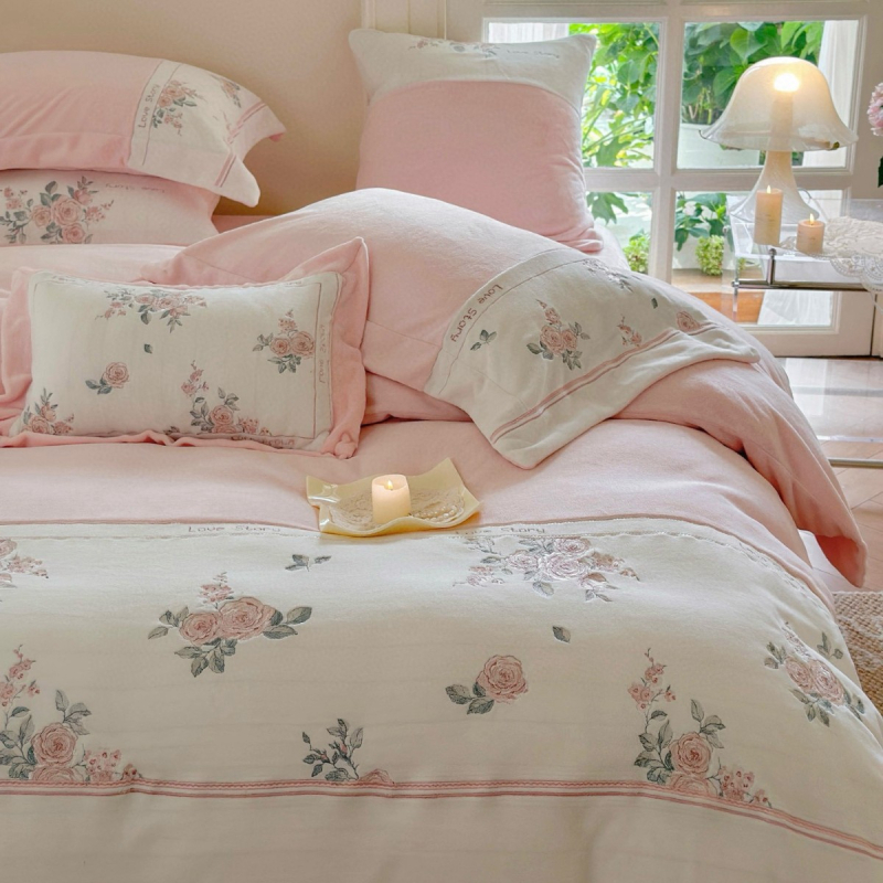 Milk velvet četverodijelni set posteljine s izvezom, dvostrani velur prekrivač za duvets, zimska toplina, uzorak biljaka i cvijeća