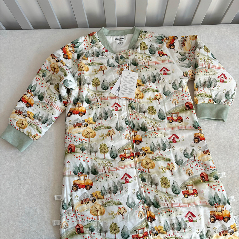 1-3 éveseknek szóló alvózsák állandó hőmérséklet funkcióval, bambusz rostból készült anyag, pamut bélés, téli–ősz használatra