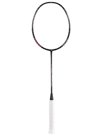 Li-Ning Badmintono raketė – anglies pluošto rėmas, svoris 80–84 g, rankenos storis G5, raketės tipas: tiesus, tinkama pradedantiesiems ir vidutiniams, badmintonui ir stalo tenisui