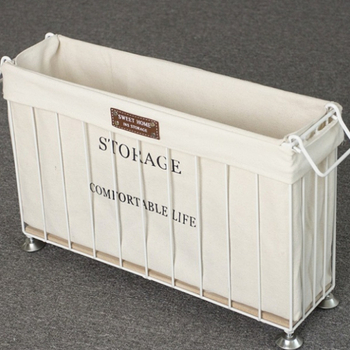 Пасторална метална кошница за съхранение с колела за пътуване