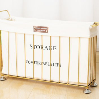 Пасторална метална кошница за съхранение с колела за пътуване