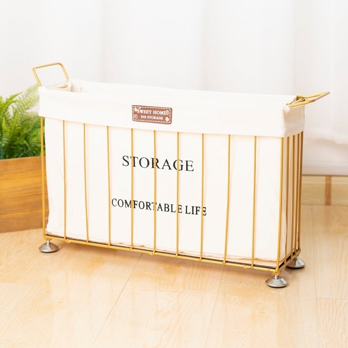 Пасторална метална кошница за съхранение с колела за пътуване