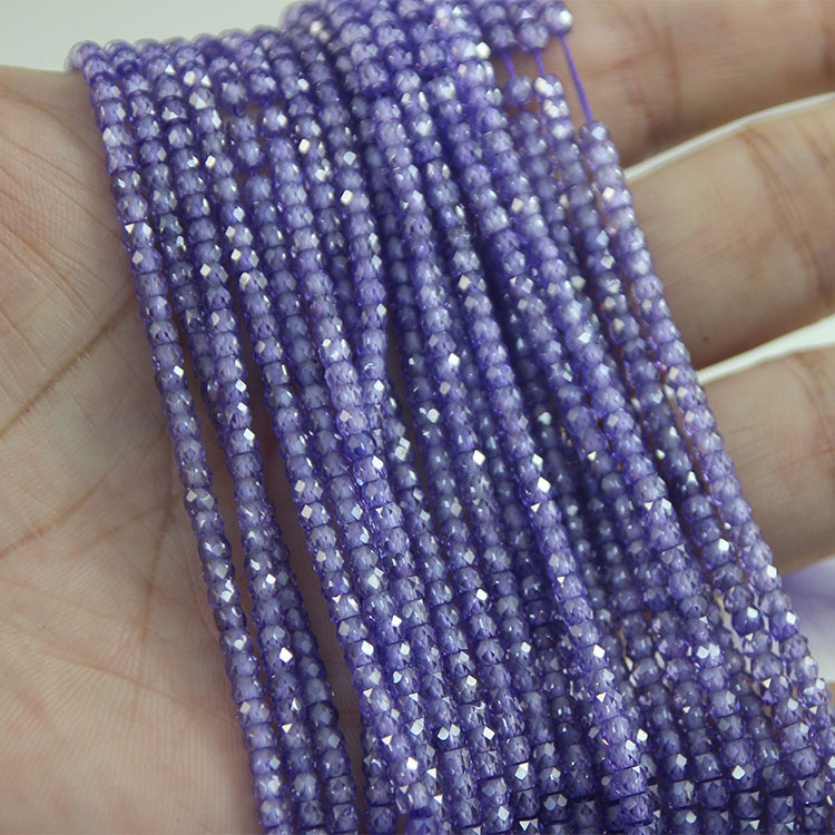 Abakus gyöngyök cirkonnal – etno stílus, őszi 2025 kiadás