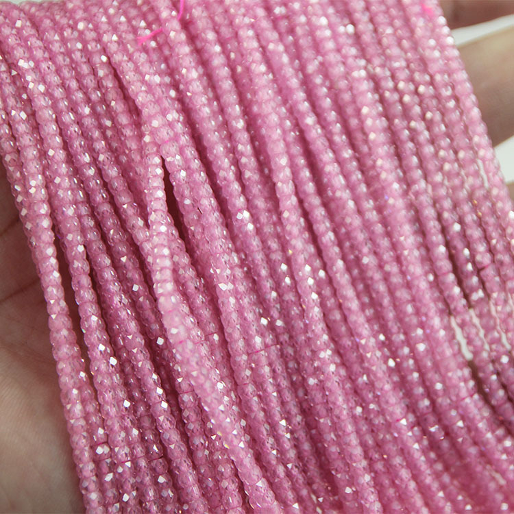 Abakus gyöngyök cirkonnal – etno stílus, őszi 2025 kiadás