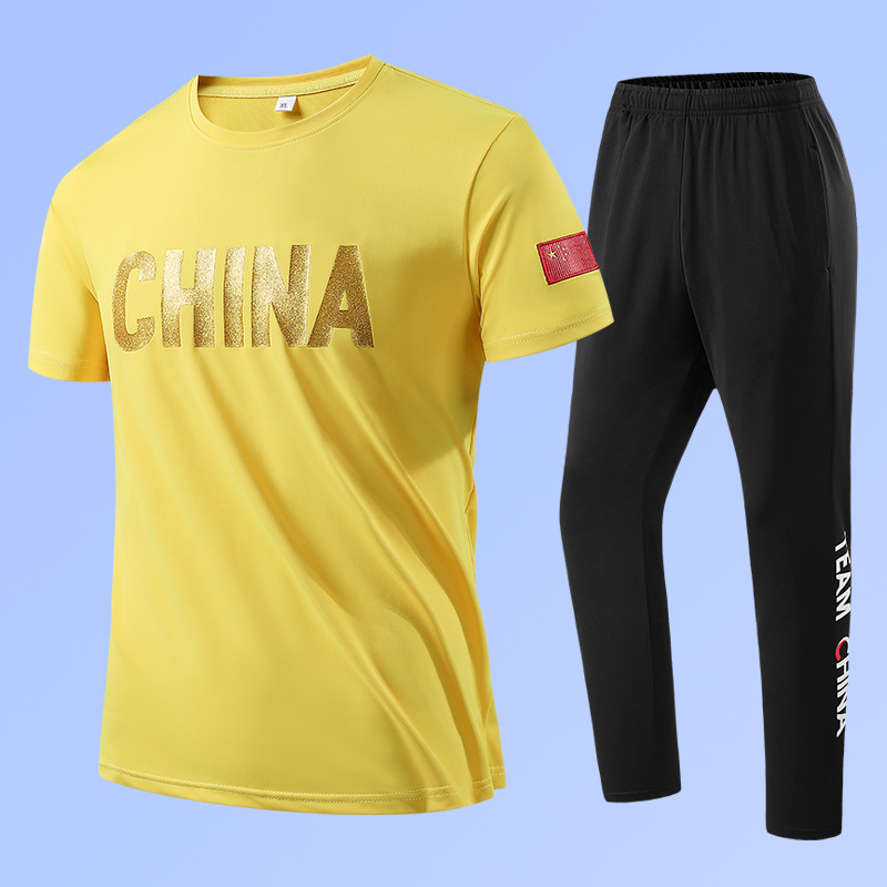 Unisex vasaros dviejų dalių sportinis komplektas su trumpomis rankovėmis ir apvaliu kaklu, poliesterio-spandekso mišinys 95/5