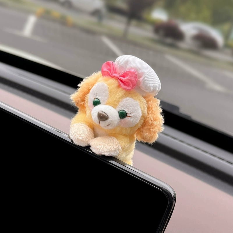 Automobilio vidaus dekoracija centrinio ekranui — pūkuota medžiaga, animacinio stiliaus, dekoratyvinis priedas