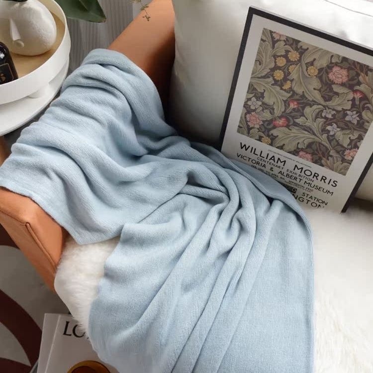 Kötött ágyvég futó, Nordic stílus, akril, egyszínű mintázat, szállodai használatra