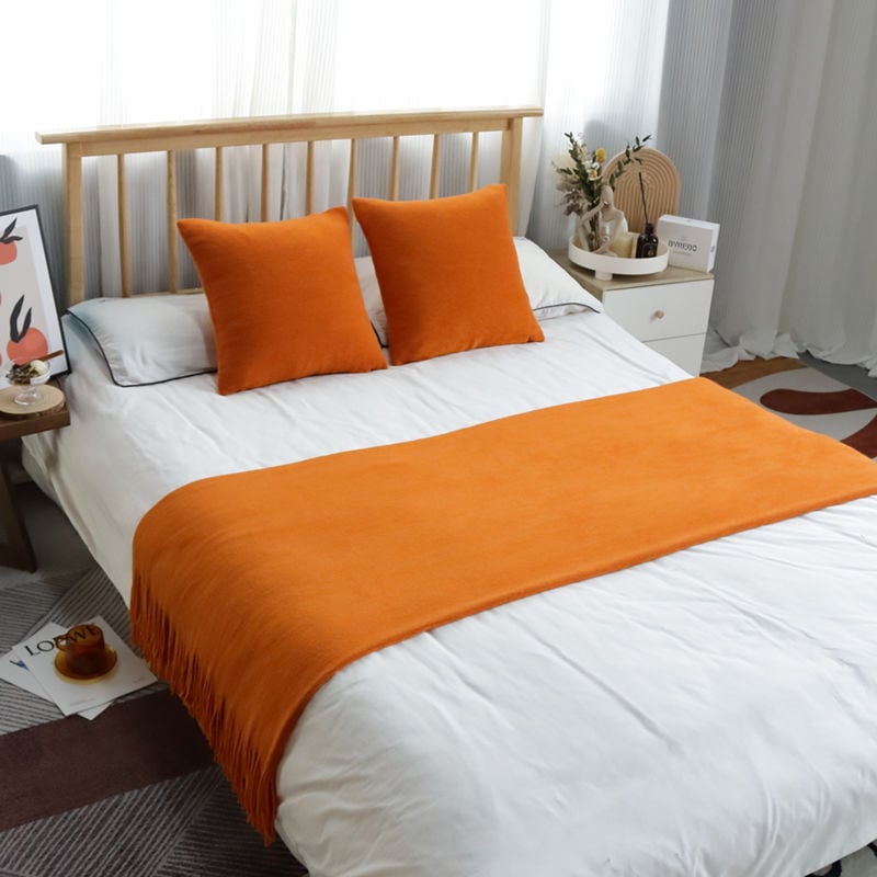 Kötött ágyvég futó, Nordic stílus, akril, egyszínű mintázat, szállodai használatra