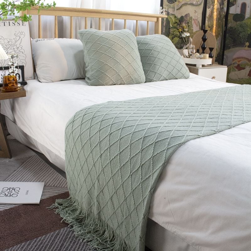 Kötött ágyvég futó, Nordic stílus, akril, egyszínű mintázat, szállodai használatra