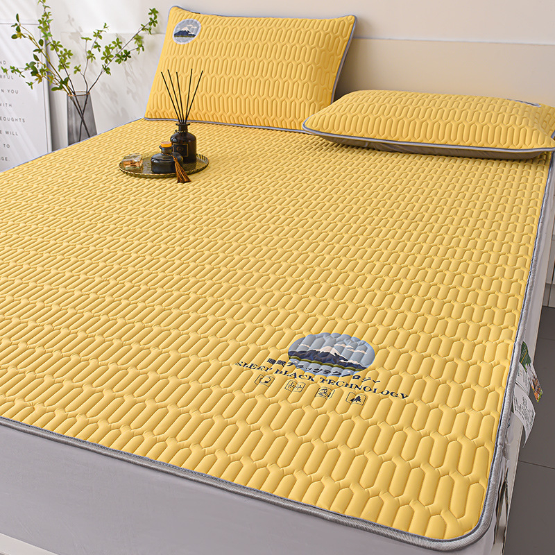 Natūralaus latekso kilimėlis | Prekės ženklas: Bedroom Dreaming | Latekso kiekis: >90% | Audimas: Spauda | Stilius: Modernus paprastumas