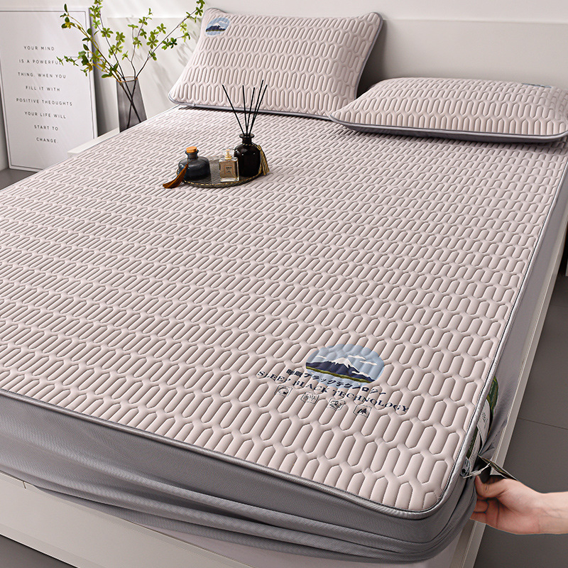 Natūralaus latekso kilimėlis | Prekės ženklas: Bedroom Dreaming | Latekso kiekis: >90% | Audimas: Spauda | Stilius: Modernus paprastumas