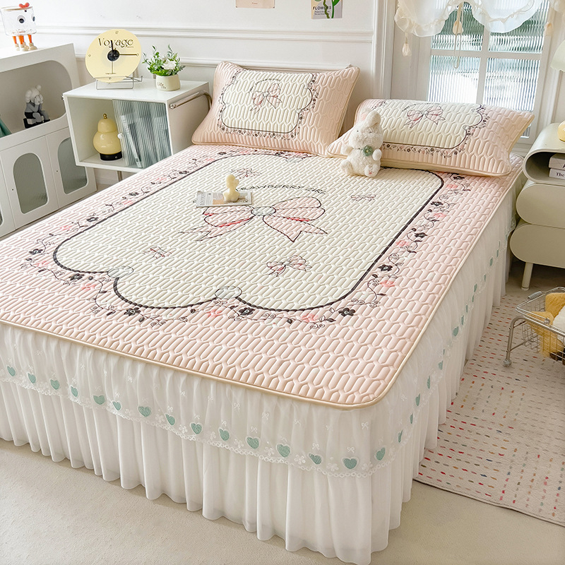 Tryjų dalių lovos krašto komplektas su latekso spausdinta nėrinių - natūralus lateksas, latekso kiekis 80–90%, spausdintas audinys, prieinamas prabangai