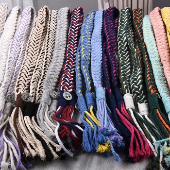 Függönyökhöz pántok tassellákkal, kézzel szőtt vastag kötélből, anyag: szövet, egyszerű, modern stílus