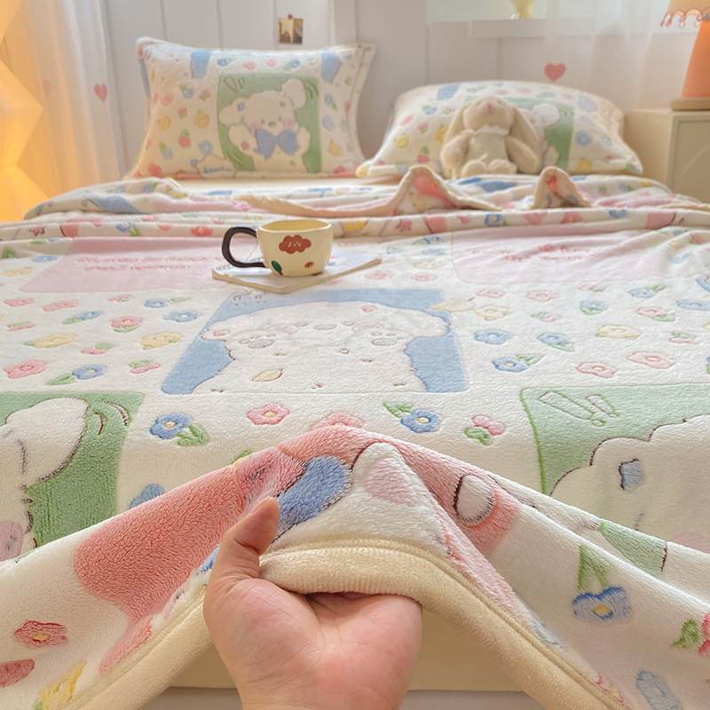 Hópelyhes plüss takaró — flanel anyagból, 500–800 g, rajzfilm mintával, őszi-téli használatra