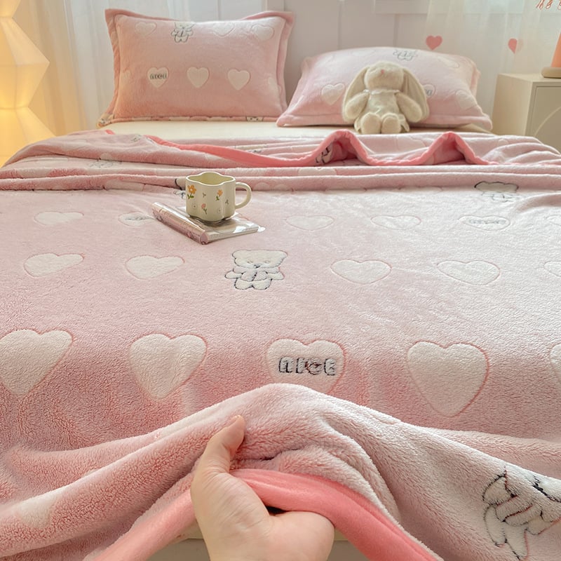 Hópelyhes plüss takaró — flanel anyagból, 500–800 g, rajzfilm mintával, őszi-téli használatra