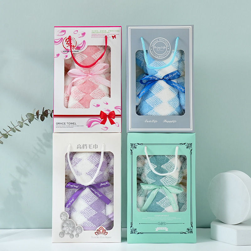 Medve alakú korall velúr törölköző ajándék | nedvességfelvevő kéztörlő esküvőre, 150D, 80–100 g, varrott, testreszabható