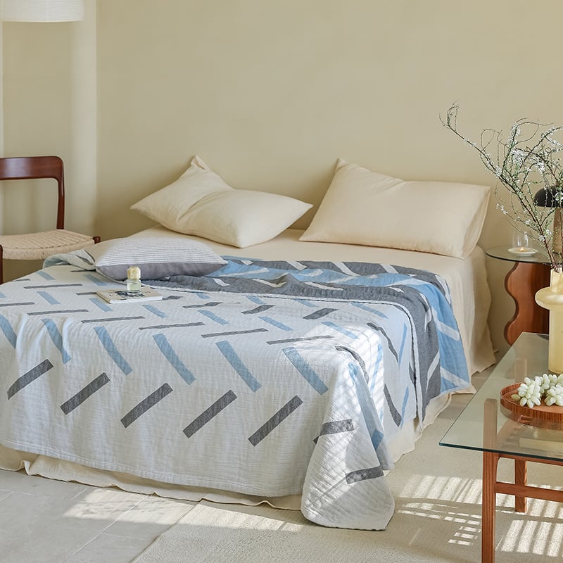 Kolm kihtiline gazepuuvillane tekk, geomeetriline muster, kaal 1000–1499 g, kõik aastaajad, kaasaegne minimalistlik stiil