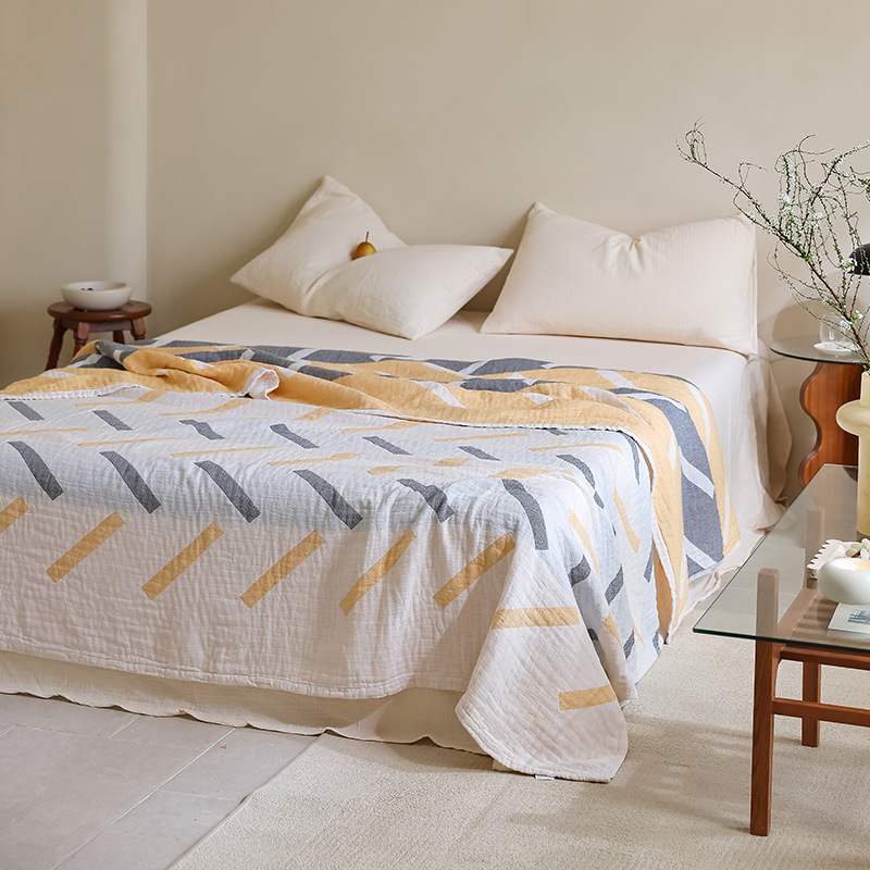 Kolm kihtiline gazepuuvillane tekk, geomeetriline muster, kaal 1000–1499 g, kõik aastaajad, kaasaegne minimalistlik stiil