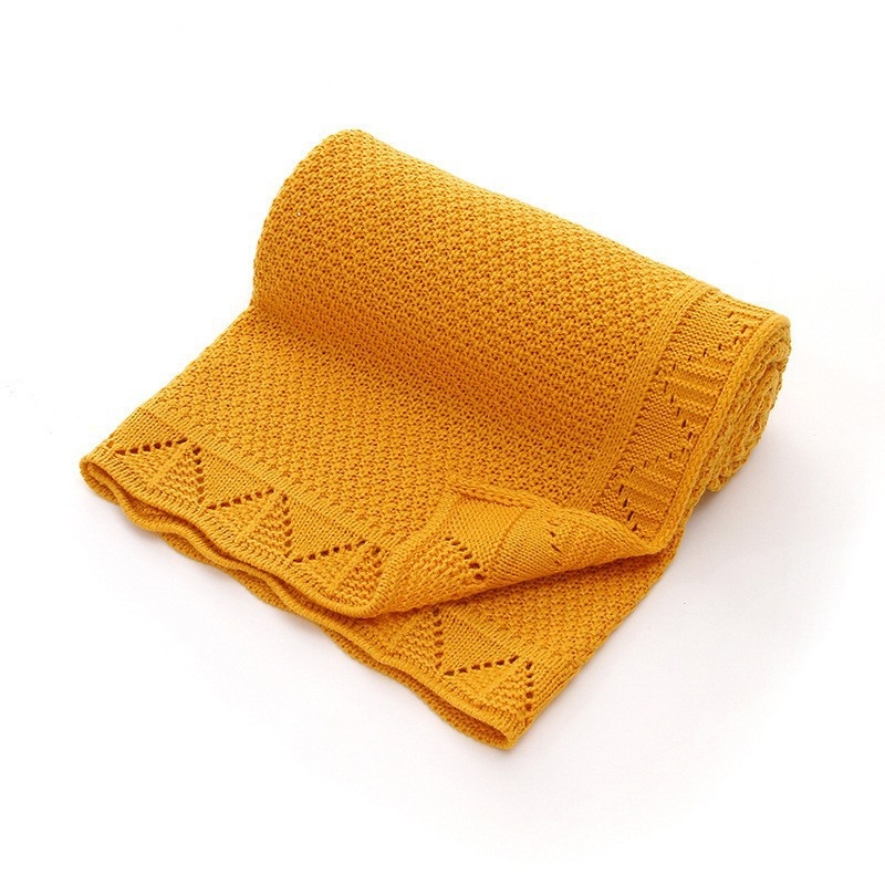 Dječja deka s izvezenim logom, pletena, unisex, otporna na vjetar, akrilna vlakna, 0,25 kg, za sve sezone