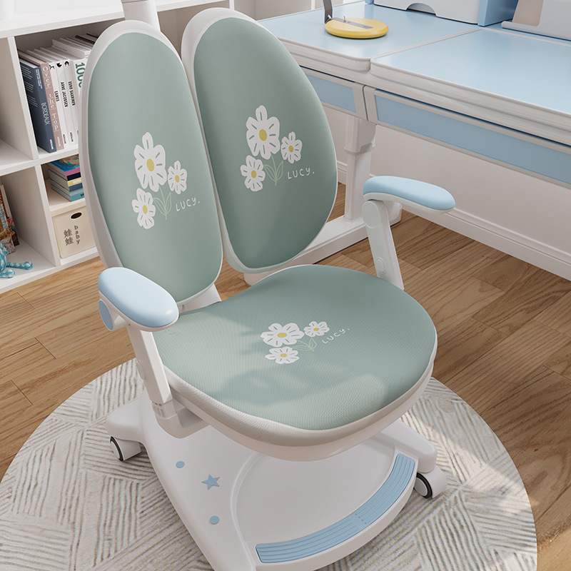 Gyerek tanuló székhez való huzat, szabálytalan forma, tej-selyem anyag, lélegző, porálló, színtartó, minimalista stílus, rajzfilm mintával