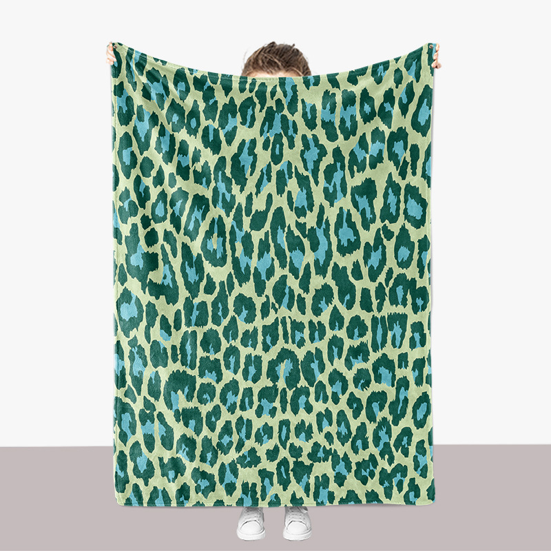 Flanel deka s leopardim uzorkom – 300 g, toplina za proljeće i jesen, premium kvaliteta