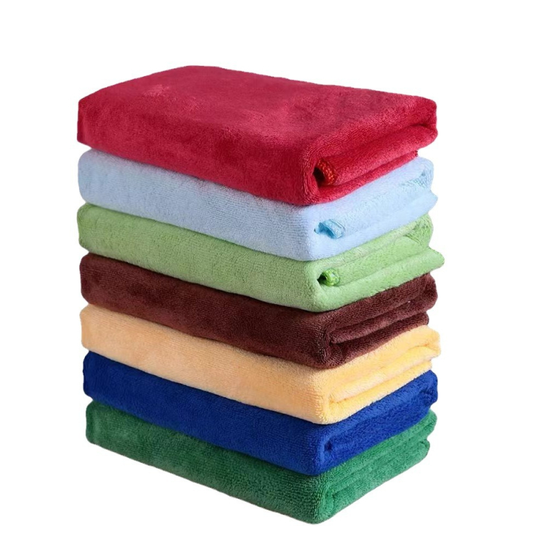 Liza Nano ručnik za frizerski salon s graviranim logom, 170–200 g, superfinom vlaknom, rub s kukom, prilagodljiv