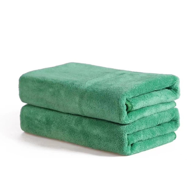 Liza Nano ručnik za frizerski salon s graviranim logom, 170–200 g, superfinom vlaknom, rub s kukom, prilagodljiv