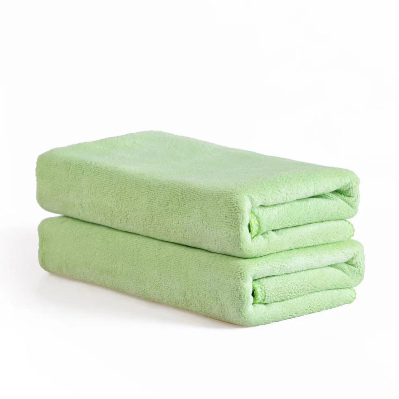 Liza Nano ručnik za frizerski salon s graviranim logom, 170–200 g, superfinom vlaknom, rub s kukom, prilagodljiv