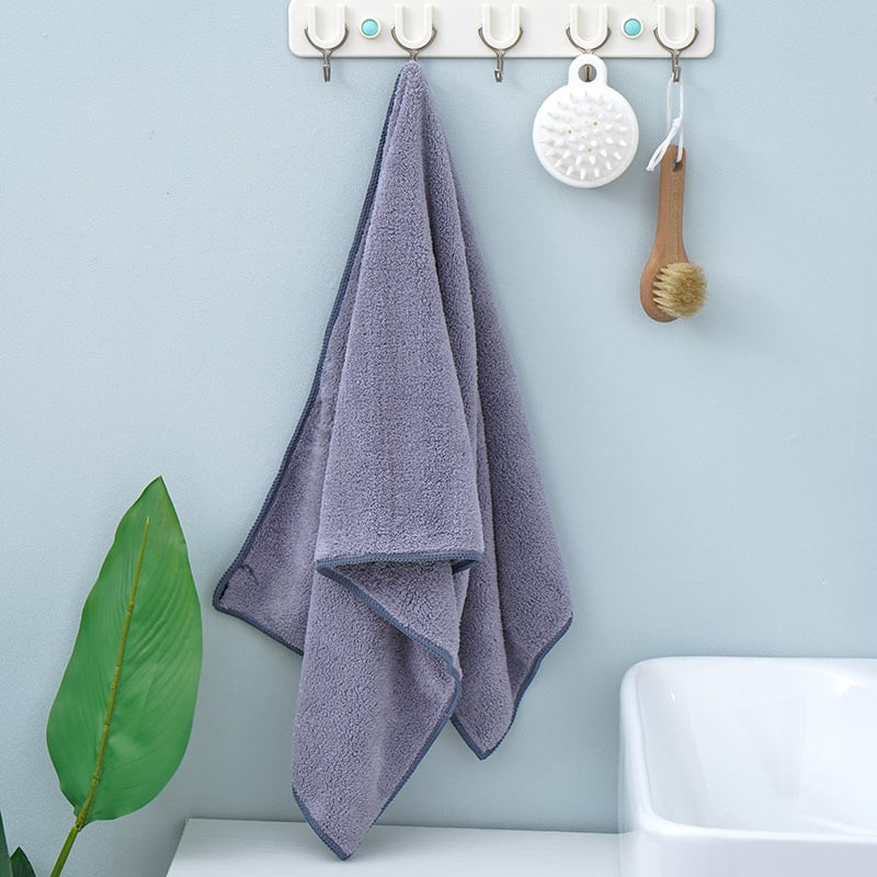 Kupaonski i plažni ručnik, coral fleece, upijajući i brzo sušenje, 100D, 80% poliester + 20% poliamid, 200–300 g, prilagođavanje dostupno