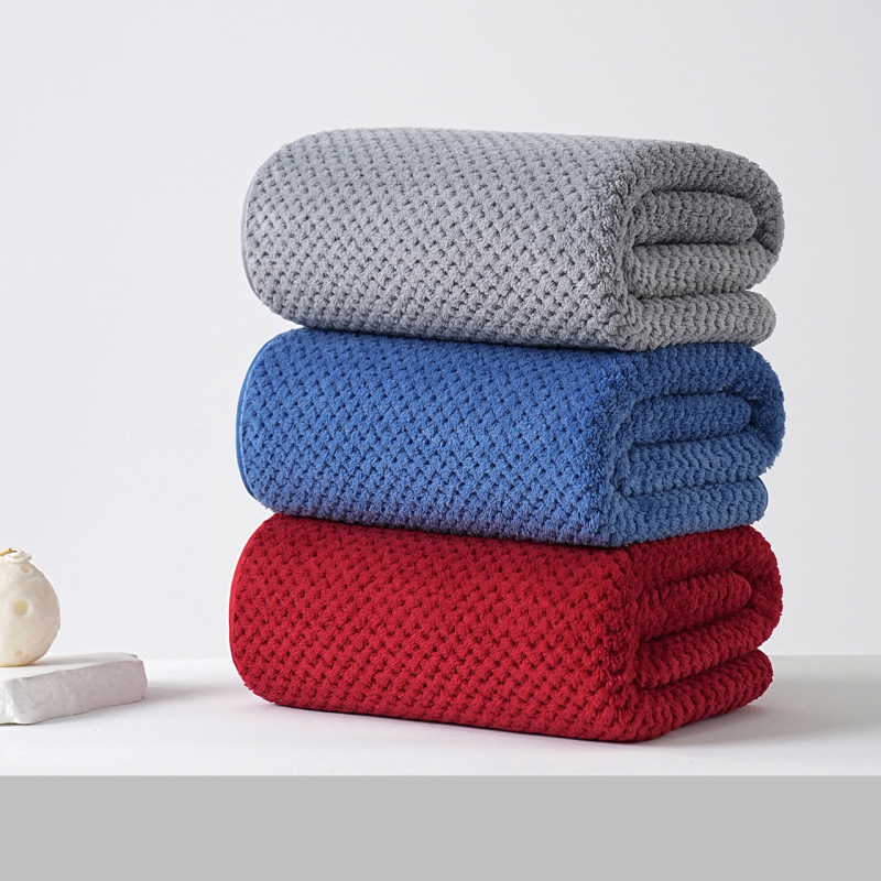 Set ručnika za kupanje i plažu – Coral fleece, 200–300 g, Warp-Knitted Pineapple Plaid Wrap, 19 niti, Plain Weave, Mogući izvezeni logo