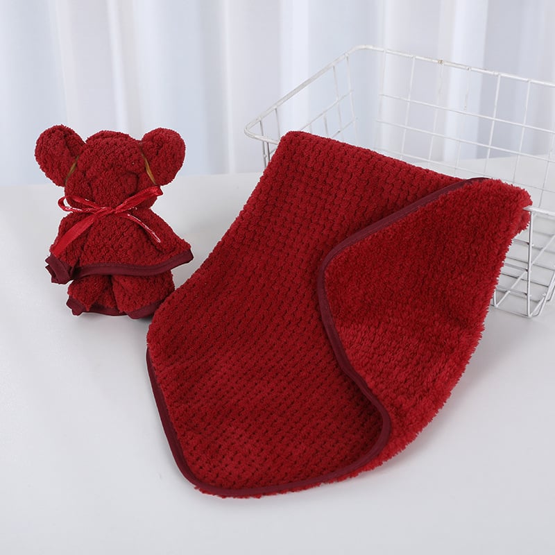 Koralinis flisinis kvadratinis rankšluostis vestuvėms – sugeriantis, 70 g, logotipo spauda, siūtas kraštas