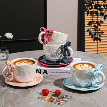 Kohvitassi ja alus taldrikut komplekt lipsu sõlmega, keraamiline disain, Põhjamaine stiil, 700 g, pakkimine paberkastiga, kohandatav