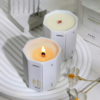 Aromātiska sojas vaska svece, roku darbs, astoņstūra tasītes formā, ar iespēju uzdrukāt logotipu uz iepakojuma