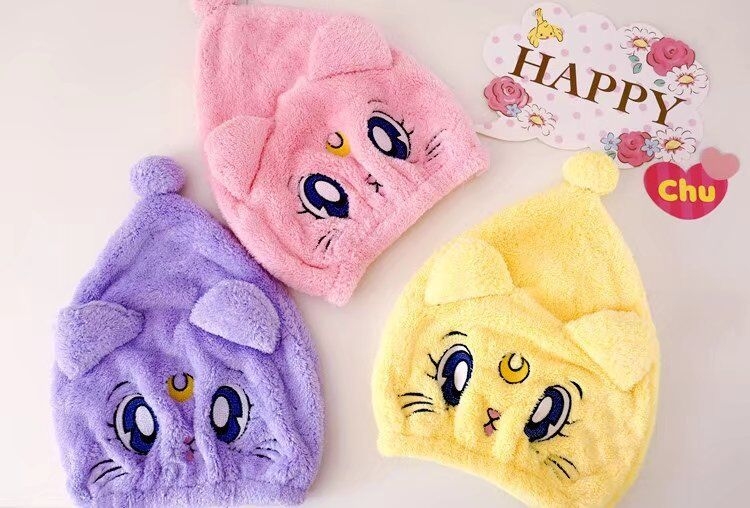 Aranyos rajzfilm témájú hajszárító sapka, rendkívül nedvszívó és gyorsan száradó; korall plüss zuhanysapka felnőtteknek és gyerekeknek; Anyag: blended; Fő összetevő: puha plüss; Kategória: hajsapka