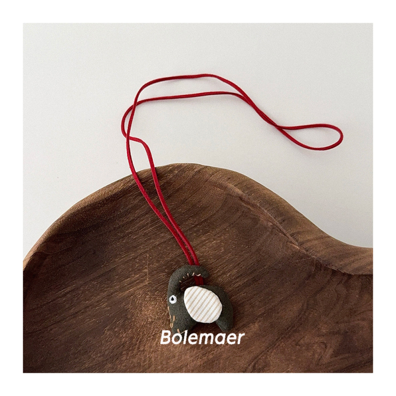 Koreai stílusú textil nyaklánc gyerekeknek, kézzel készített, mesefigurás dizájn