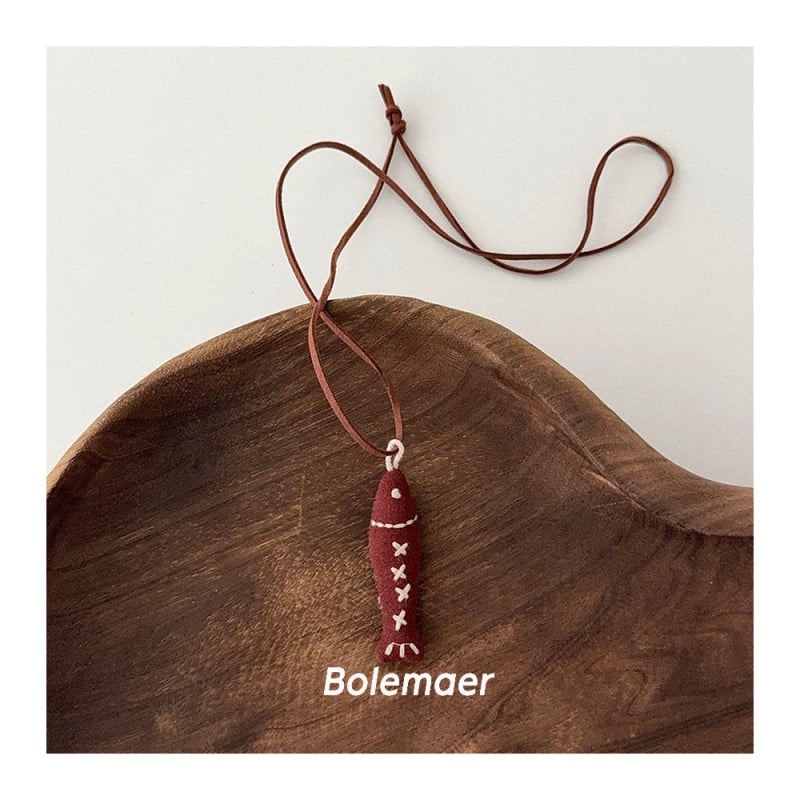 Koreai stílusú textil nyaklánc gyerekeknek, kézzel készített, mesefigurás dizájn